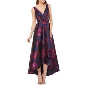 Carmen Marc Valvo - Infusion Ballgown - Size 2